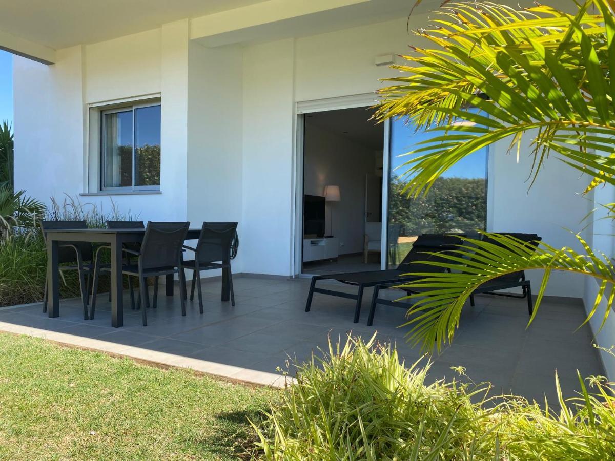 Albufeira Malpique Beach Apartment ภายนอก รูปภาพ