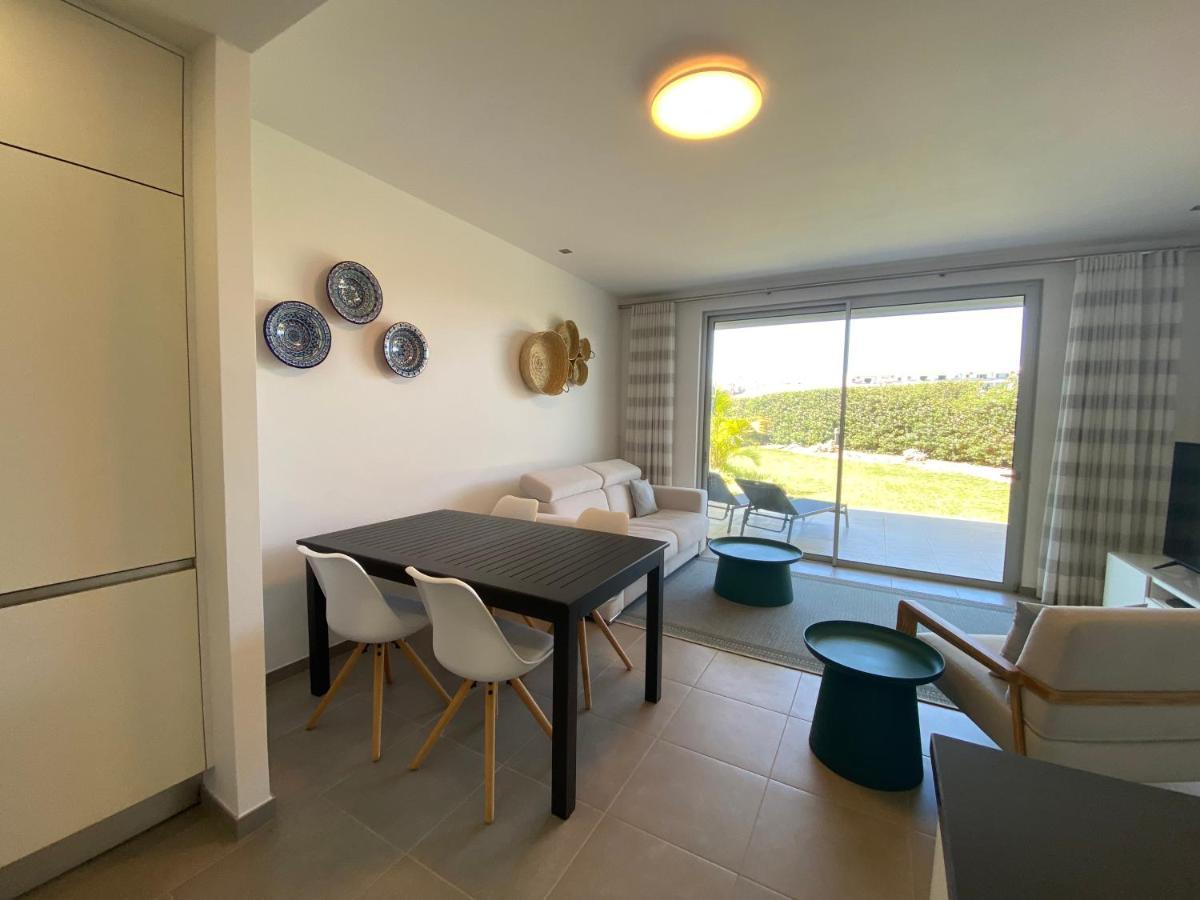 Albufeira Malpique Beach Apartment ภายนอก รูปภาพ